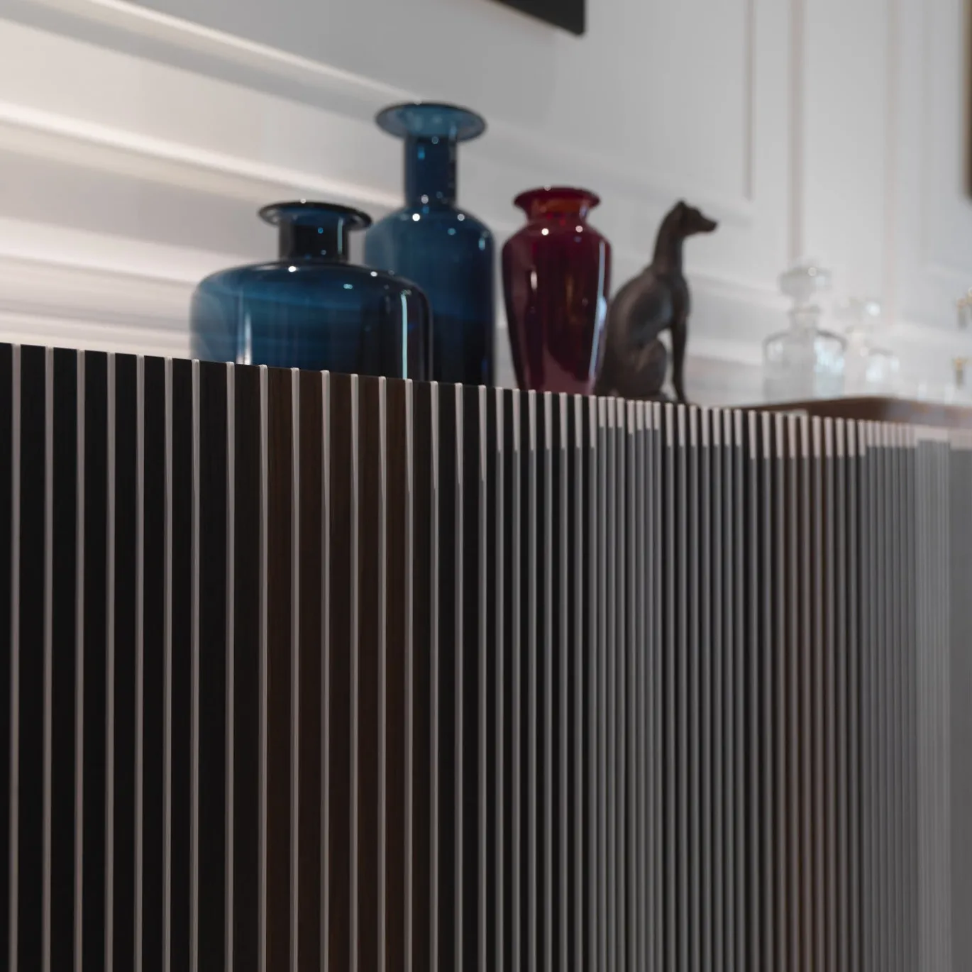 Credenza a 4 ante Carlos On the Base di Renato Zamberlan