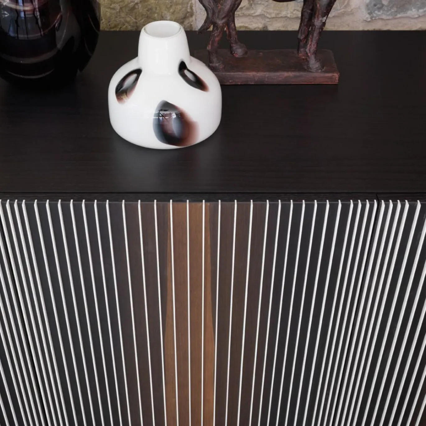 Credenza a 4 ante Carlos On the Base di Renato Zamberlan