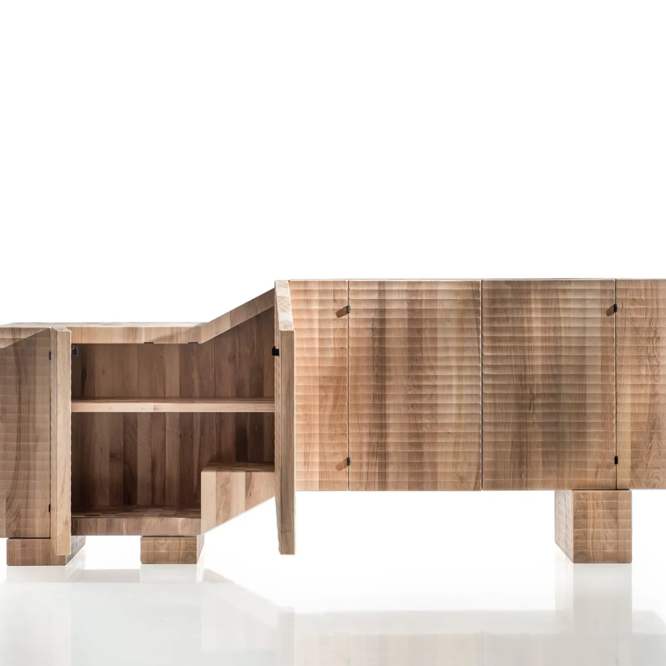 Credenza Alplan con piedini