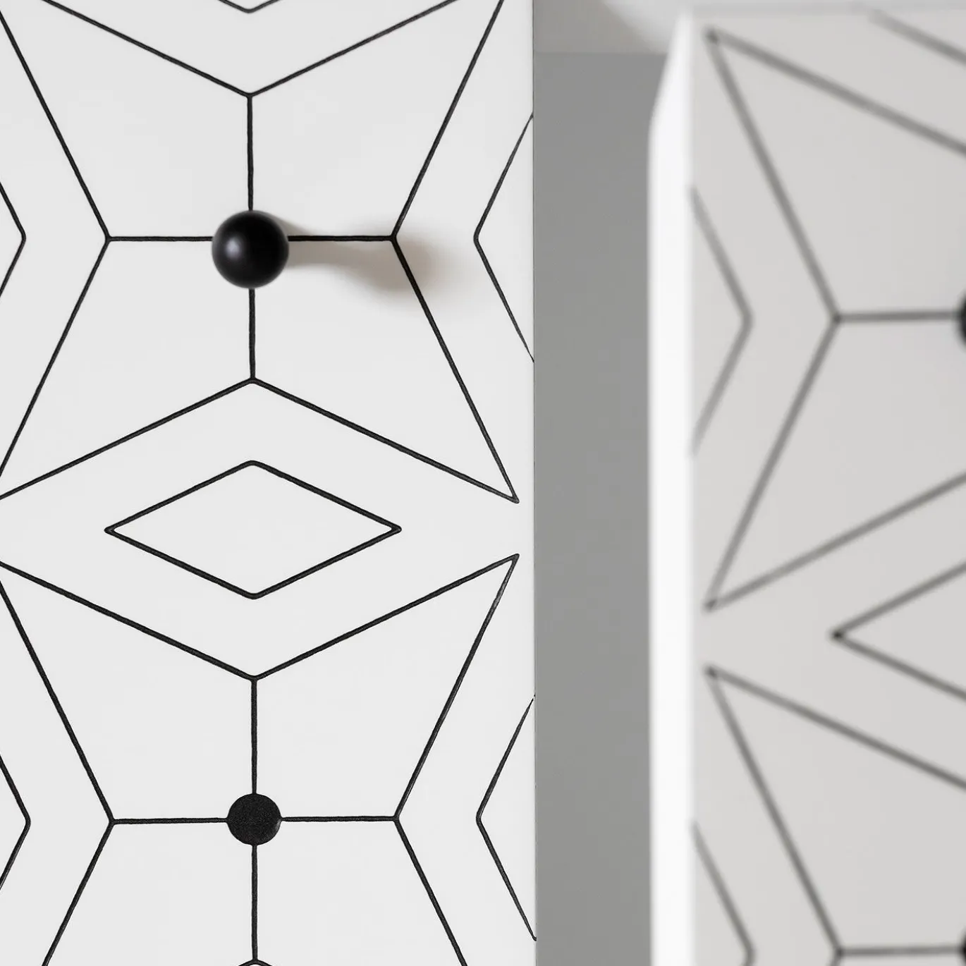 Credenza alta bianca Tiles