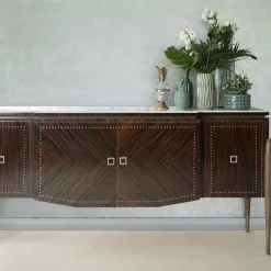 Credenza a quattro ante