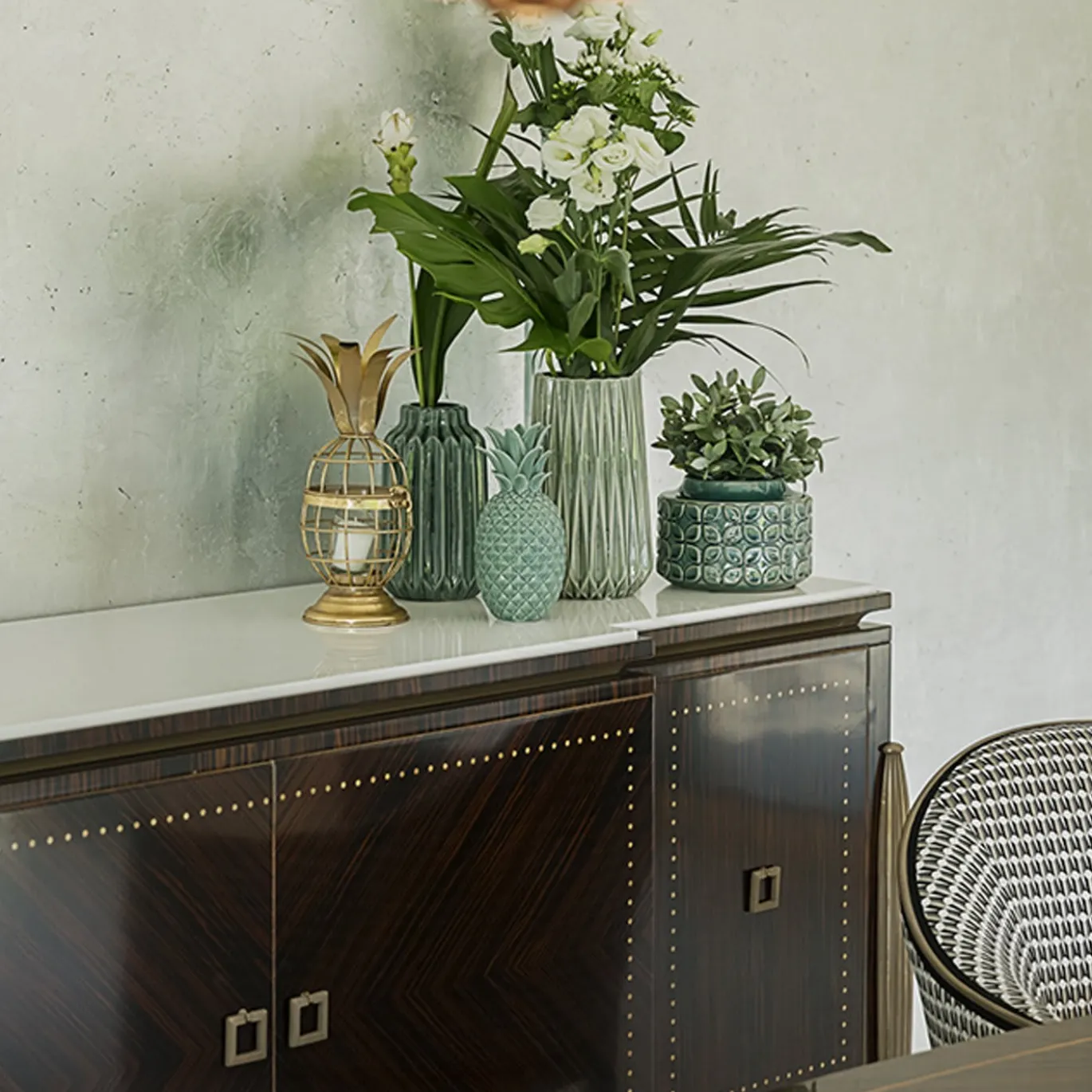 Credenza a quattro ante