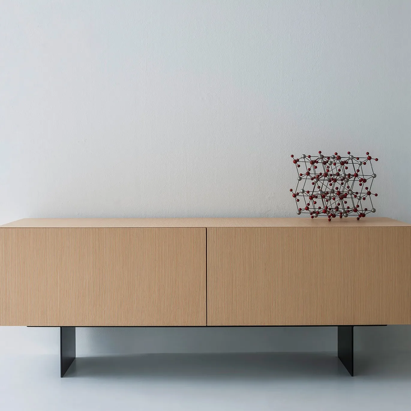 Credenza a righe