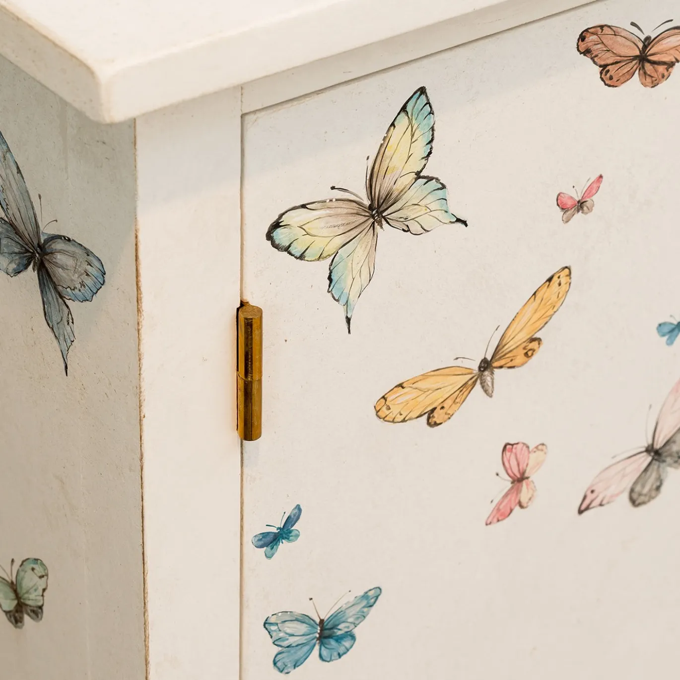 Credenza Barberini Bianca Gesso con Farfalle