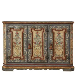 Credenza barocca del XVIII secolo in stile tirolese con decorazioni floreali