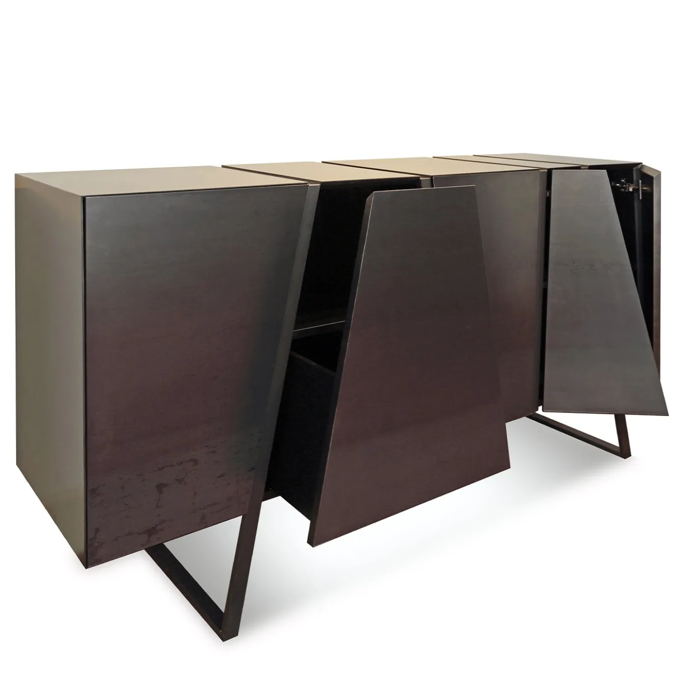 Credenza Bold in ferro nero di Roberto Del Dò