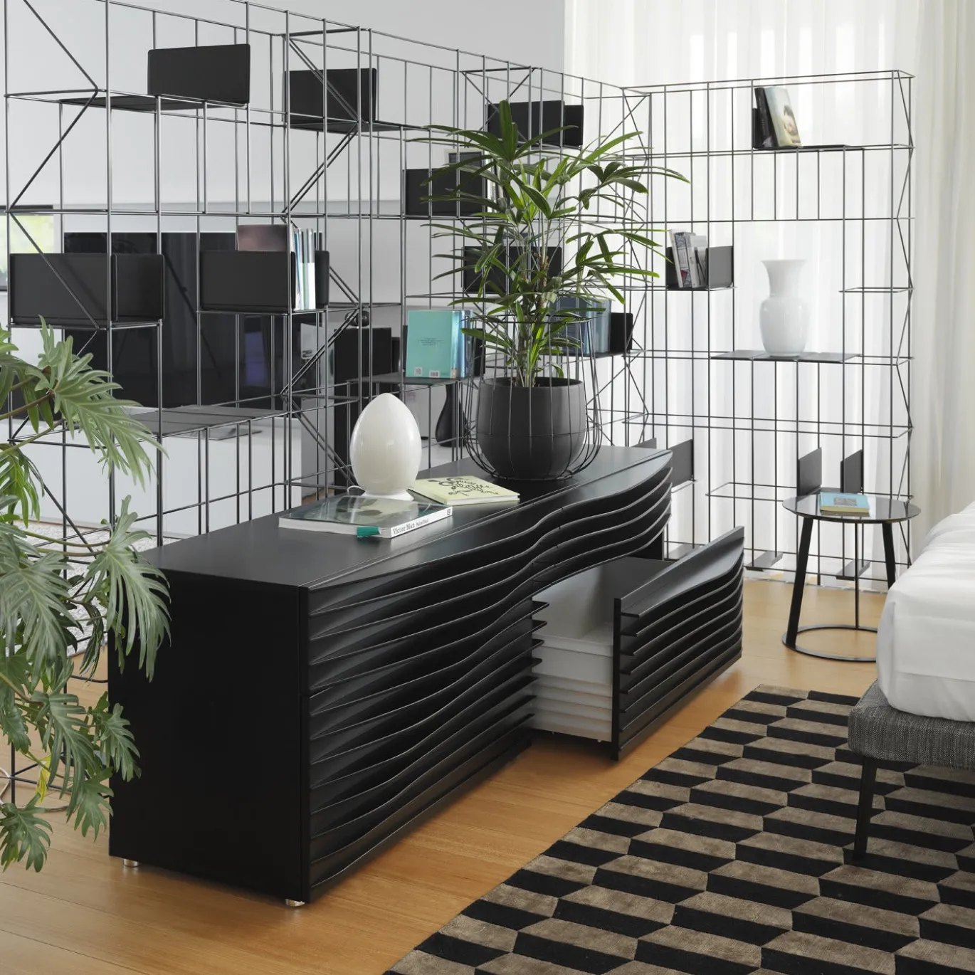 Credenza buffet Tide di Karim Rashid