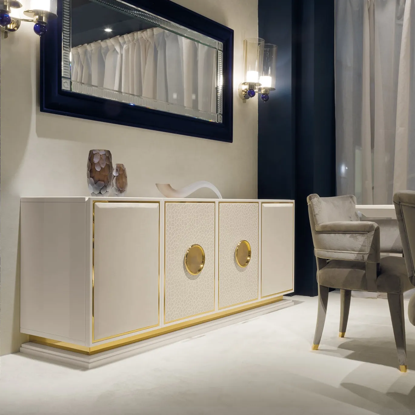 Credenza di classe a 4 porte
