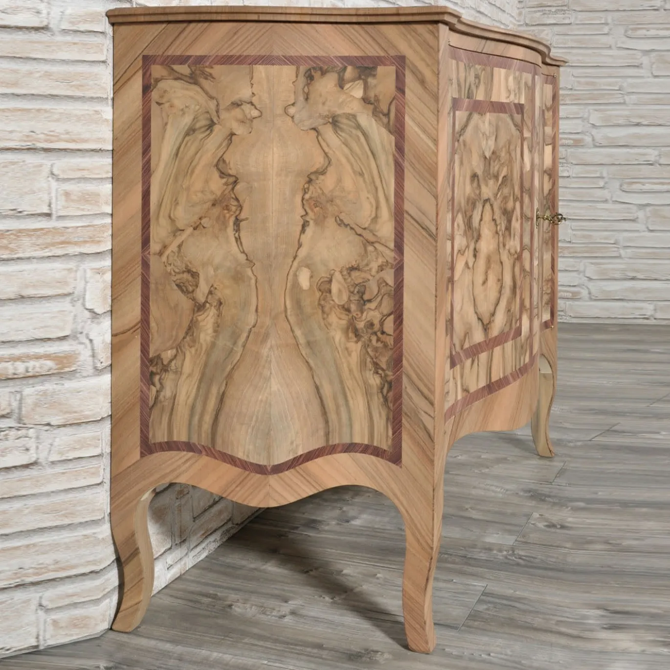 Credenza Emiliano '600 intarsiata in noce e palissandro