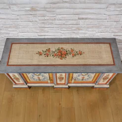 Credenza in Legno In Stile Tirolese Dipinta a Mano