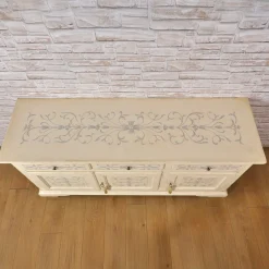 Credenza In Stile Tirolese Dipinta a Mano in Legno