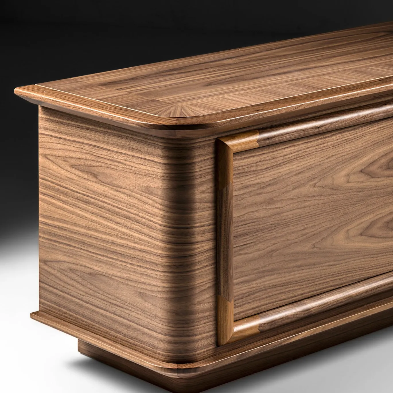 Credenza multimediale Parlato di Luciano Colombo