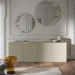 Credenza Patsy Elite a 4 ante in legno beige scanalato