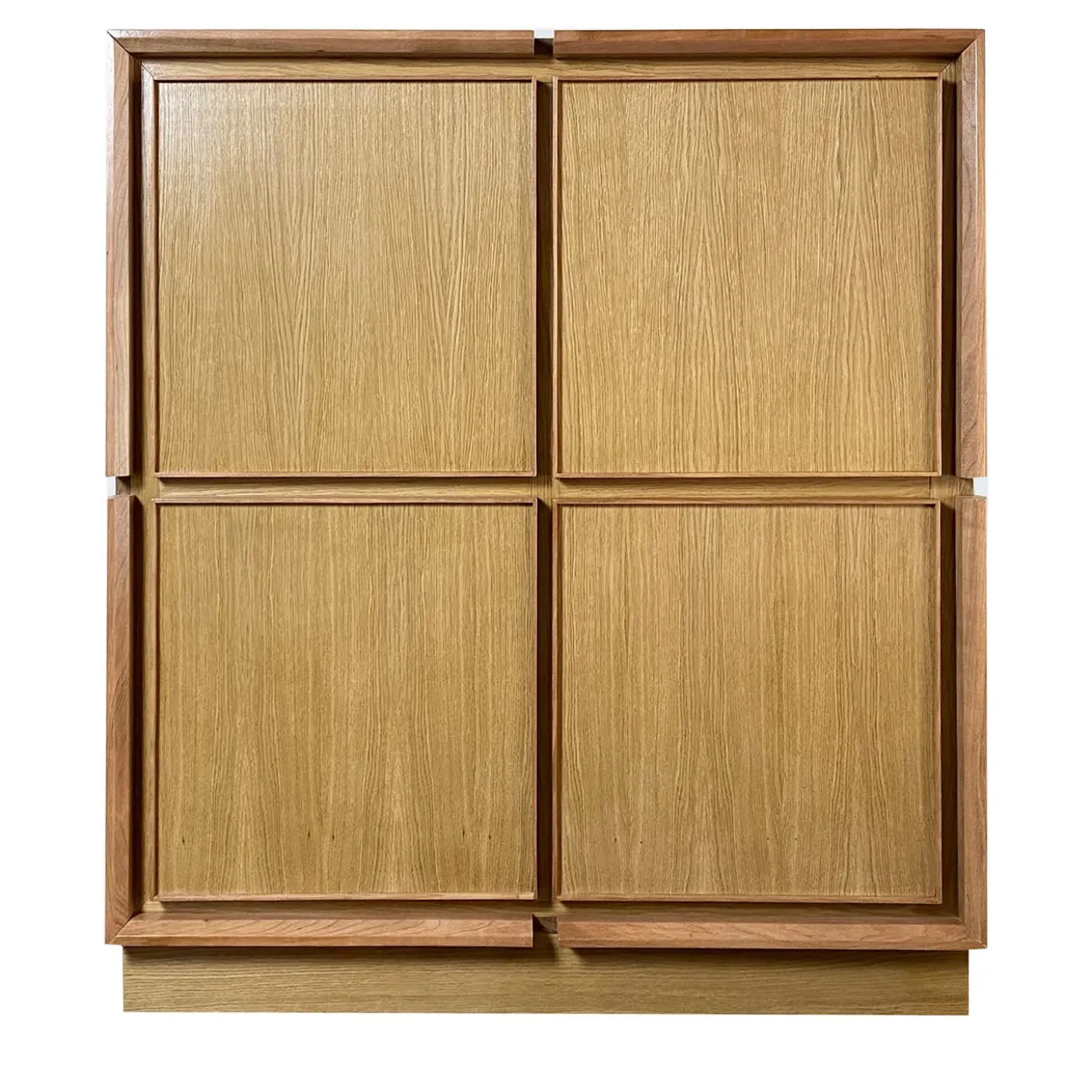 Credenza quadrata a 4 ante in rovere di Mascia Meccani