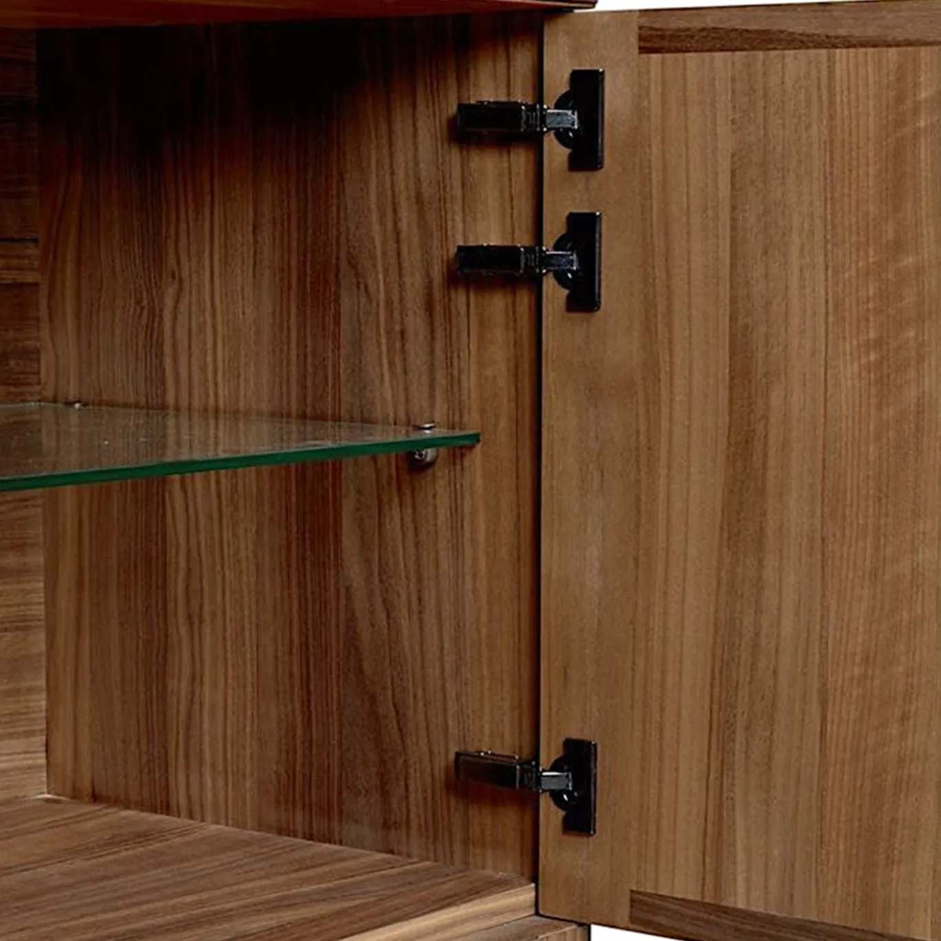 Credenza Riga Grande in Noce con Dettagli in Legno Scuro