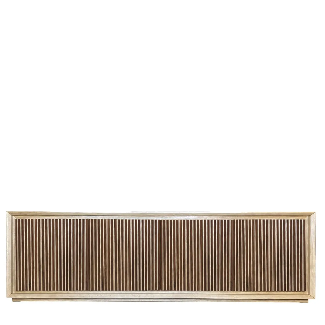Credenza scanalata a 4 ante Fuga Noce Due di Mascia Meccani