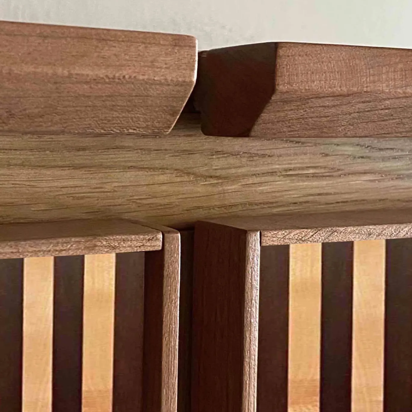 Credenza Square Stripes di Mascia Meccani