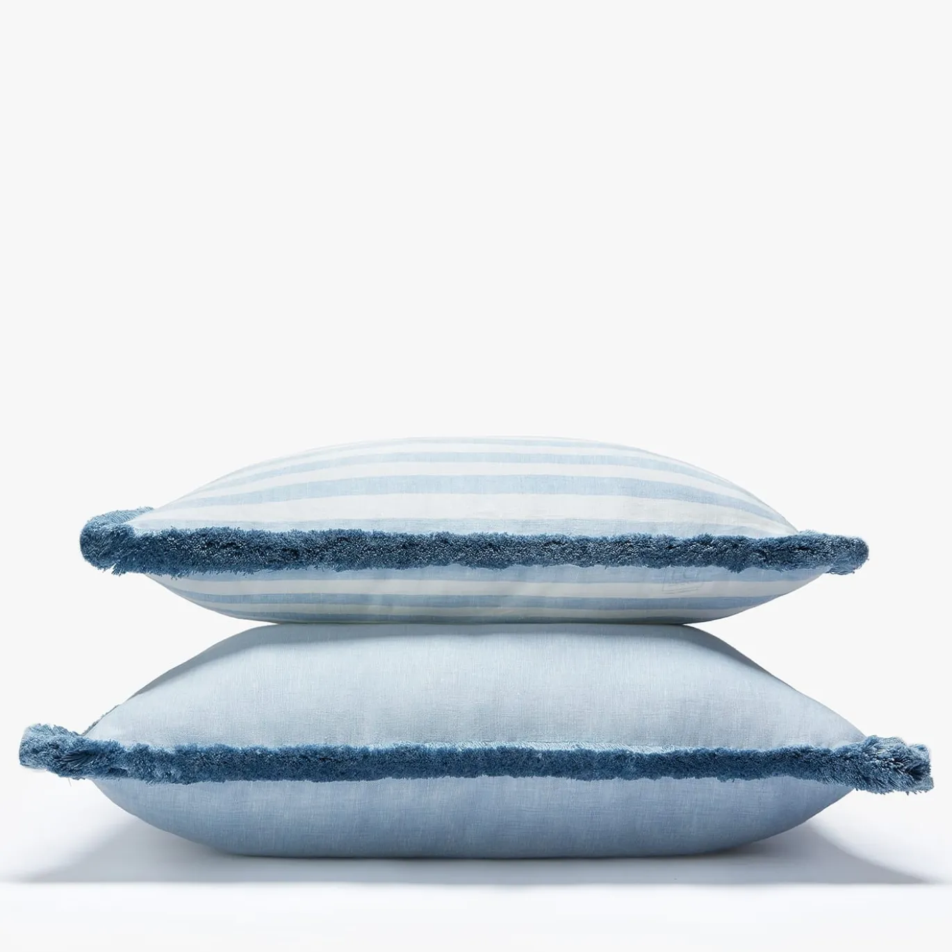 Cuscino in lino azzurro Happy