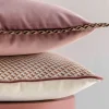 Cuscino piatto Most Carrè in velluto di cotone e tessuto jacquard microfantasia