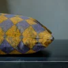 Cuscino Pungitopo Rettangolare a Motivo Diamante in Velluto Giallo e Blu