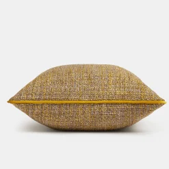 Cuscino quadrato con bordo giallo
