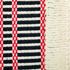 Cuscino quadrato Costumbres in cotone beige con dettaglio floreale