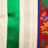 Cuscino quadrato Costumbres in cotone beige e raso verde