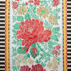 Cuscino quadrato Costumbres in cotone bianco e raso rosso