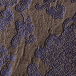 Cuscino quadrato in flanella floreale viola jacquard