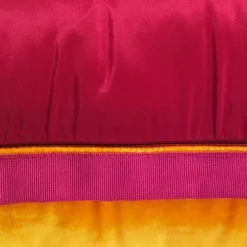 Cuscino Quadrato In Velluto Rosa Con Cerchi
