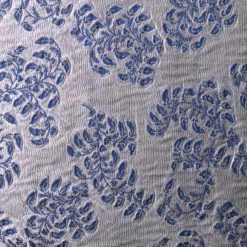 Cuscino quadrato Murcia in jacquard floreale argentato e blu