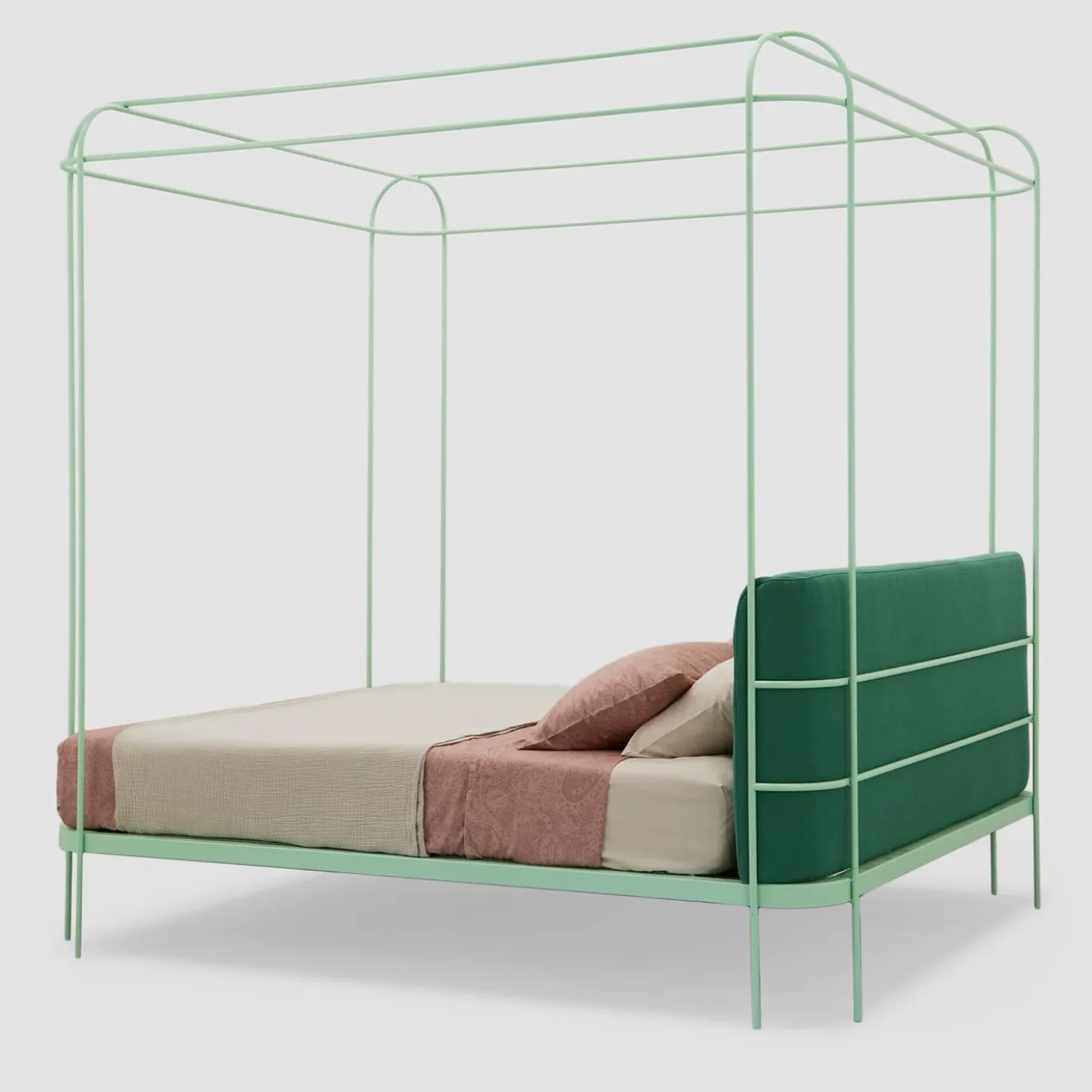 Dehors Letto Matrimoniale con Baldacchino in Ferro Verde Menta di Matteo Ragni