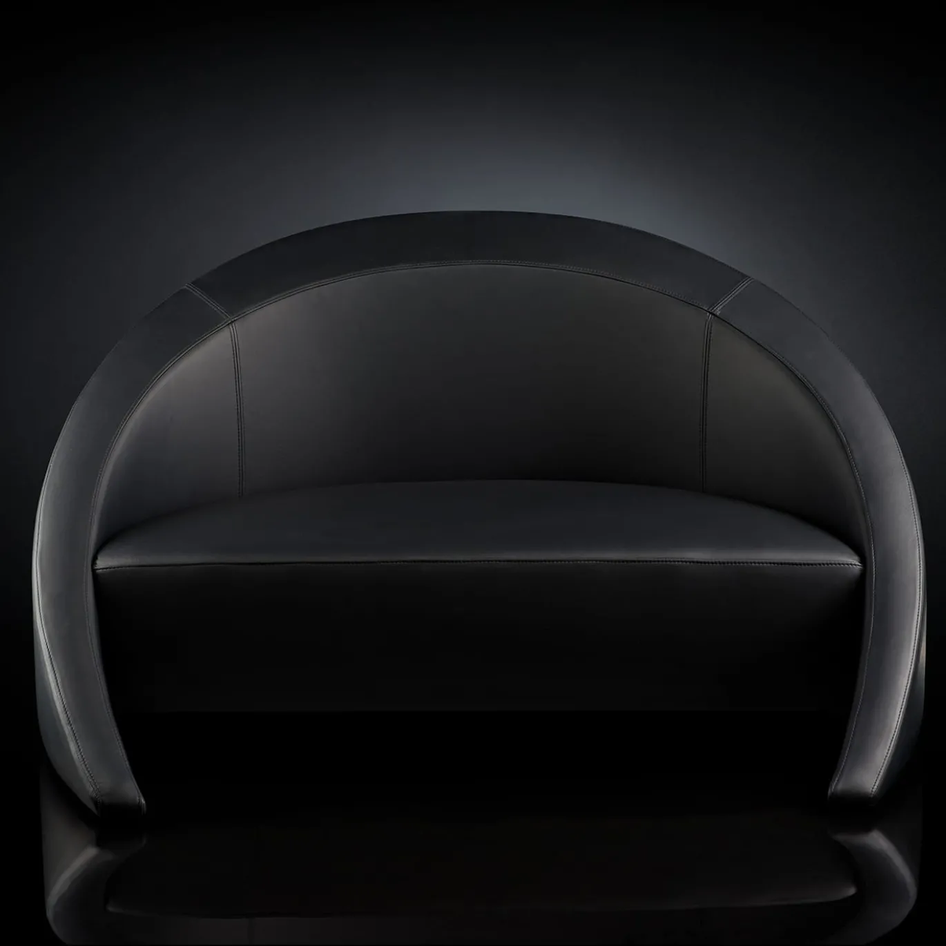 DIVANETTO RUSTY IN PELLE NERA