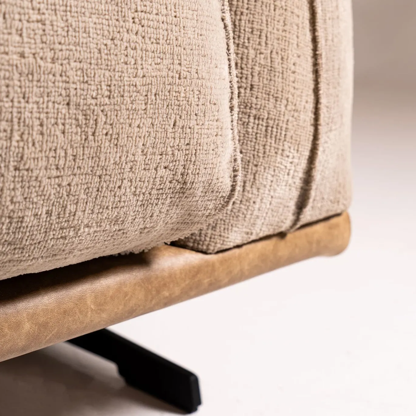 Divano Boboli in Tessuto Beige e Pelle Cammello
