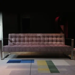 Divano rosso T33 di Franco Albini