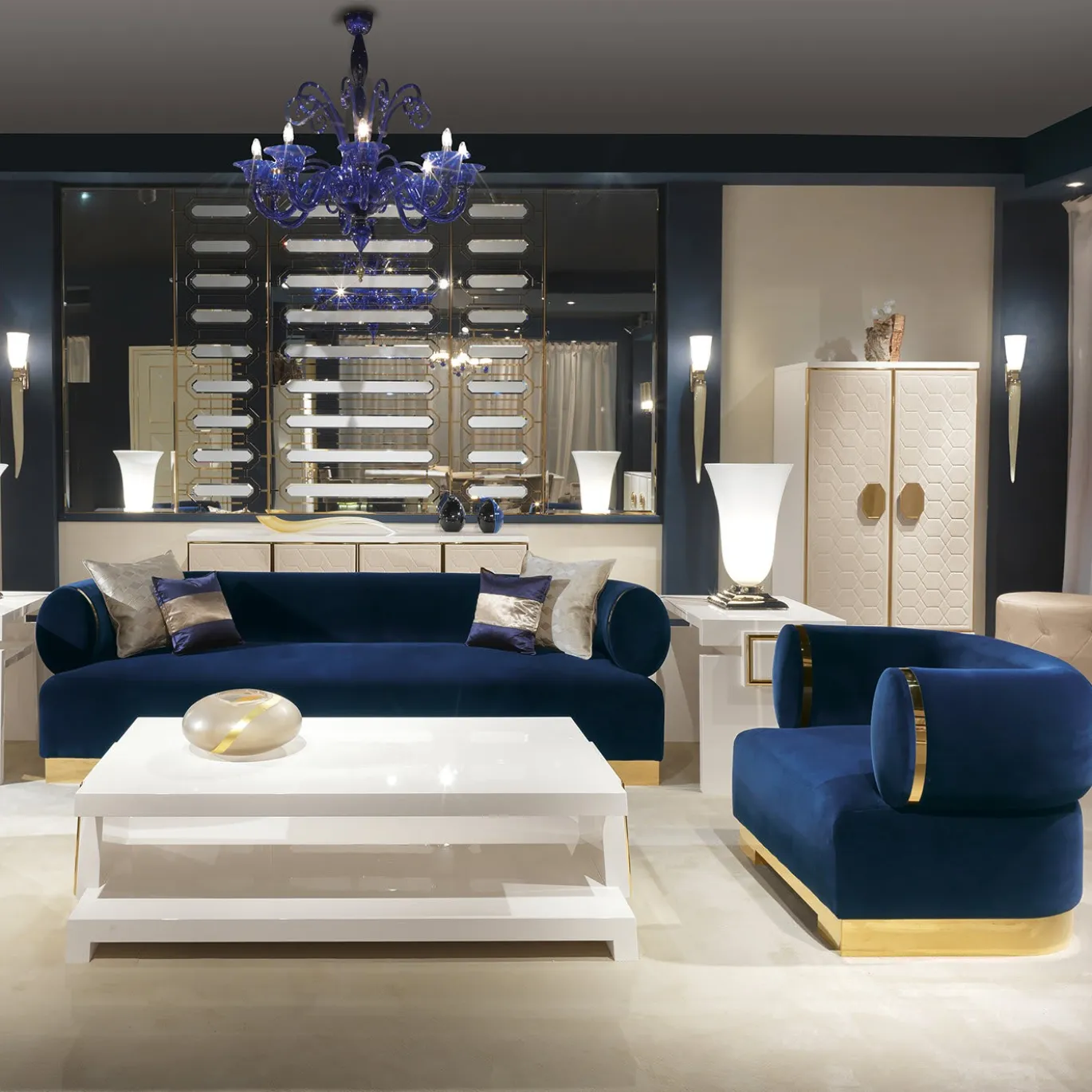 Dorado Poltrona blu di Prussia