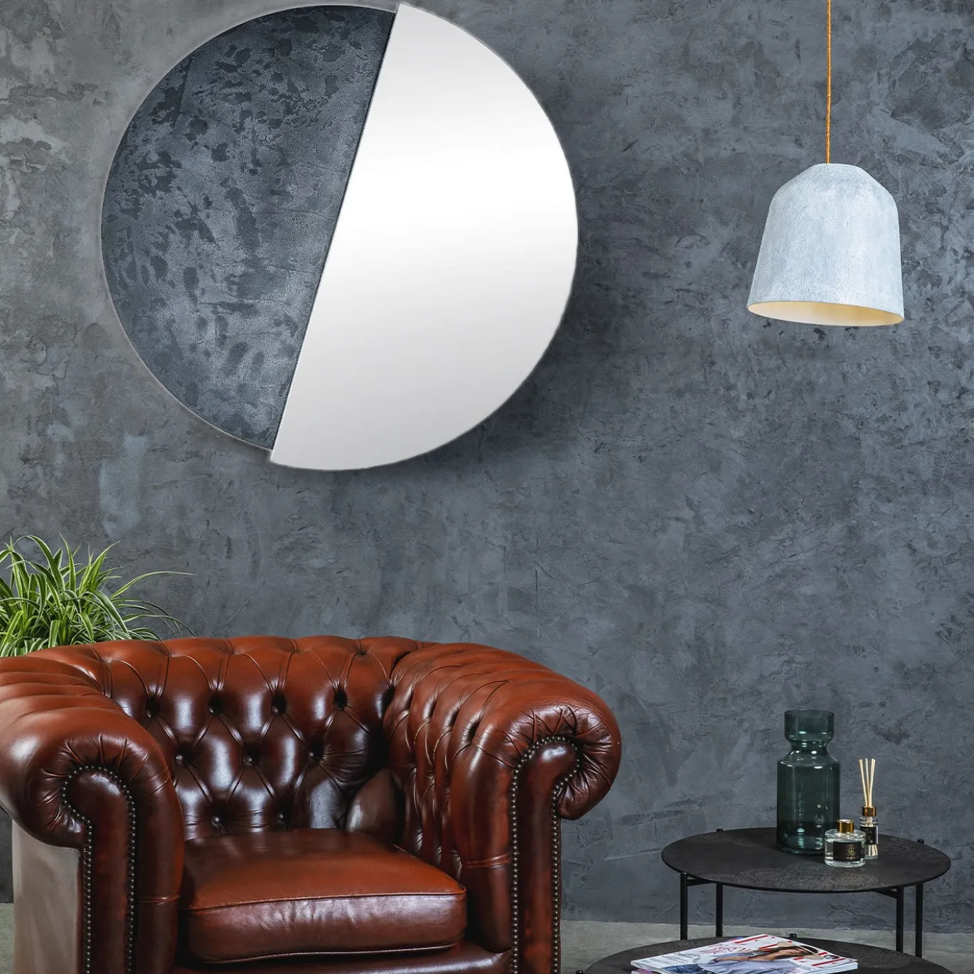 Eclisse specchio Grande rotondo decorato con resina spatolata argento