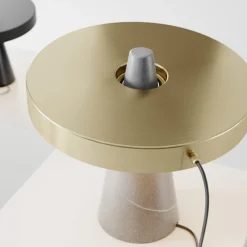 ED039 Lampada da tavolo in pietra grigia e ottone