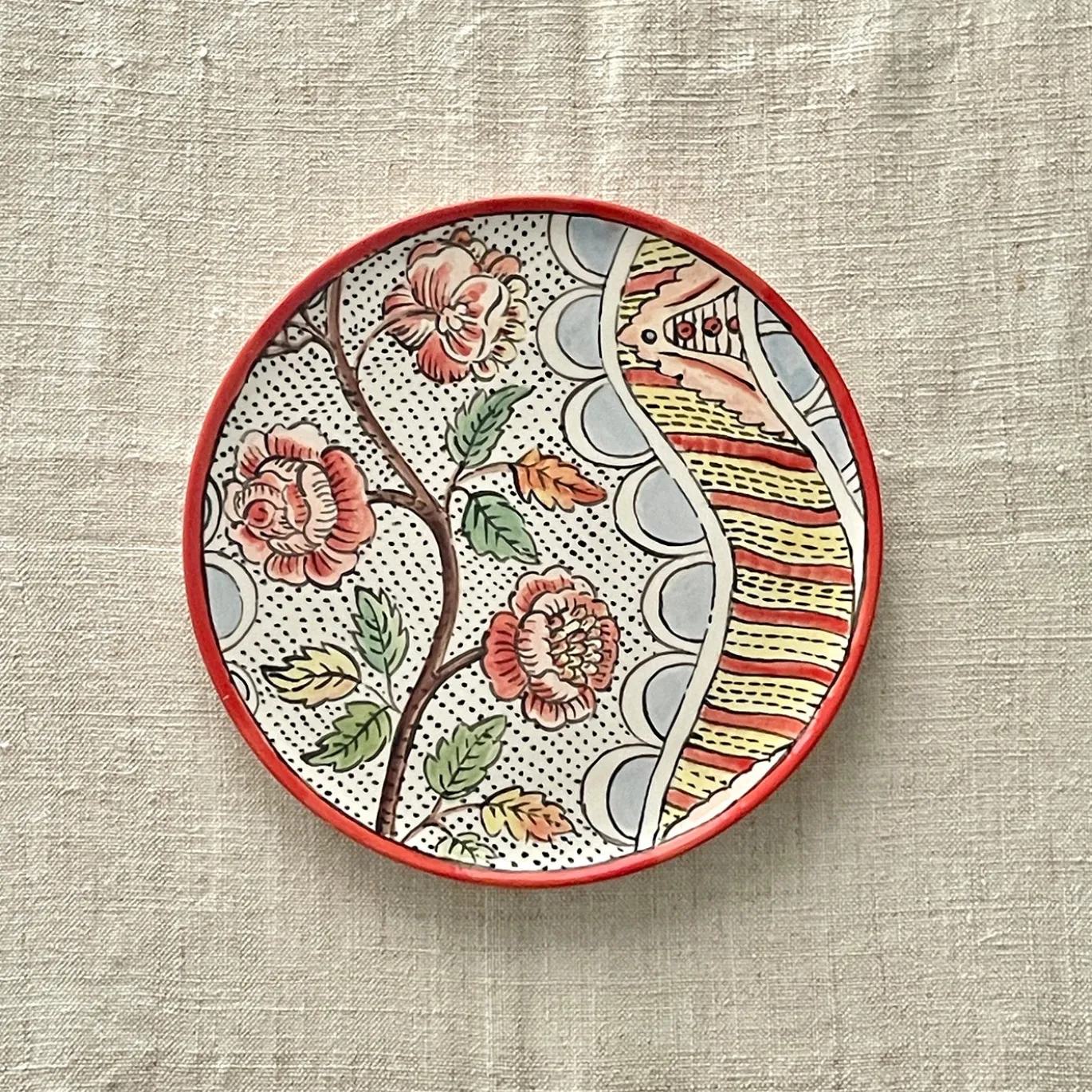 Frammento N.4 Piatto Decorativo in Ceramica con Motivo Floreale