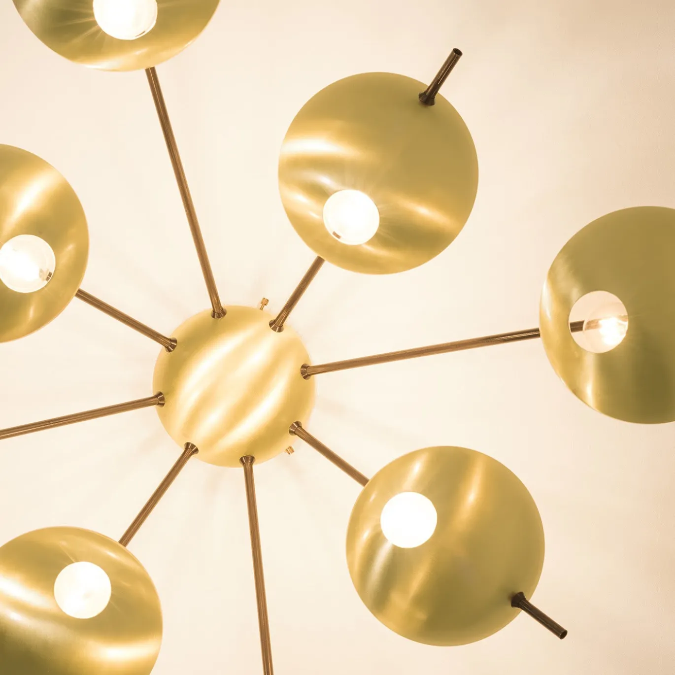 Helios Octo II, lampada da soffitto/parete