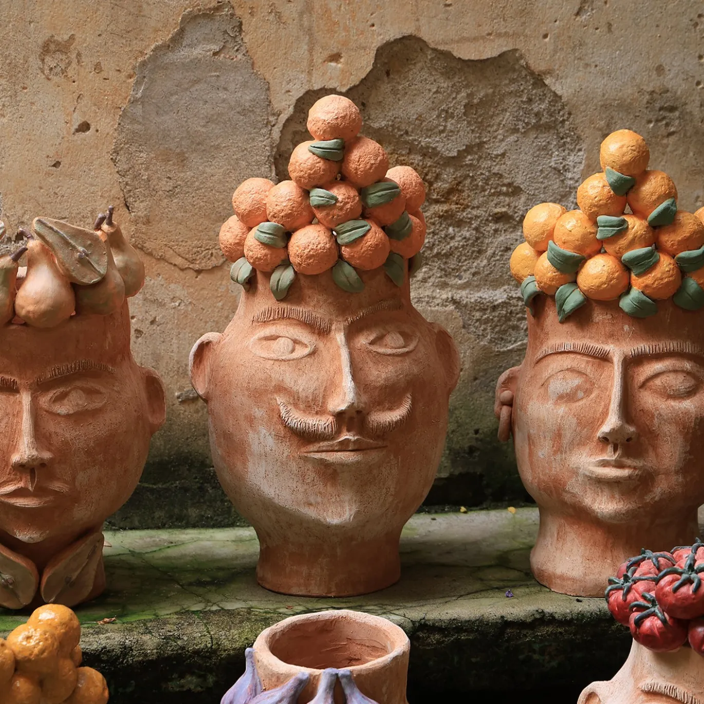 Il Moro Del Paese delle Arance Vaso Figurativo in Terracotta