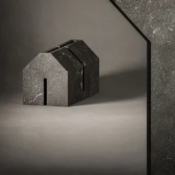 Il Villaggio - Casa di Pietra Avola Scultura in pietra di John Pawson