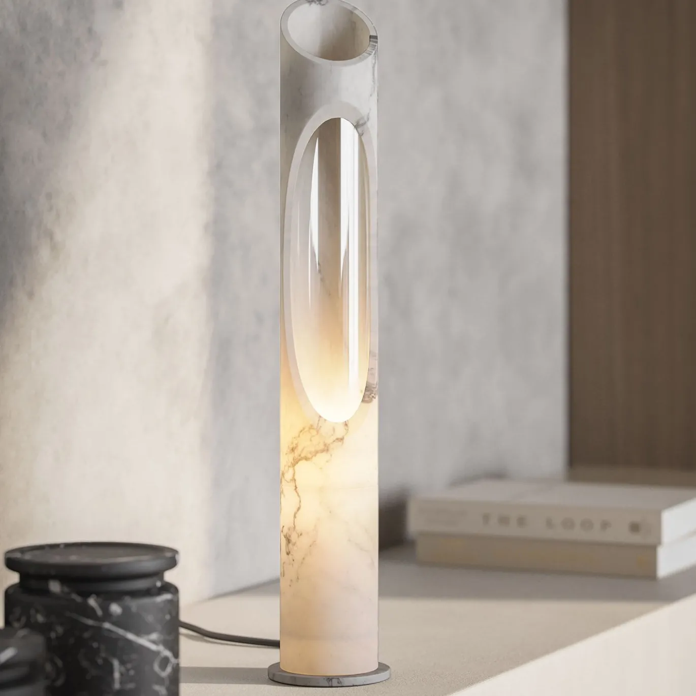 Lampada Armonia S in marmo bianco Arabescato di Jacopo Simonetti