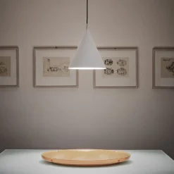 Lampada a sospensione Cono Large White di Carlo Guglielmi
