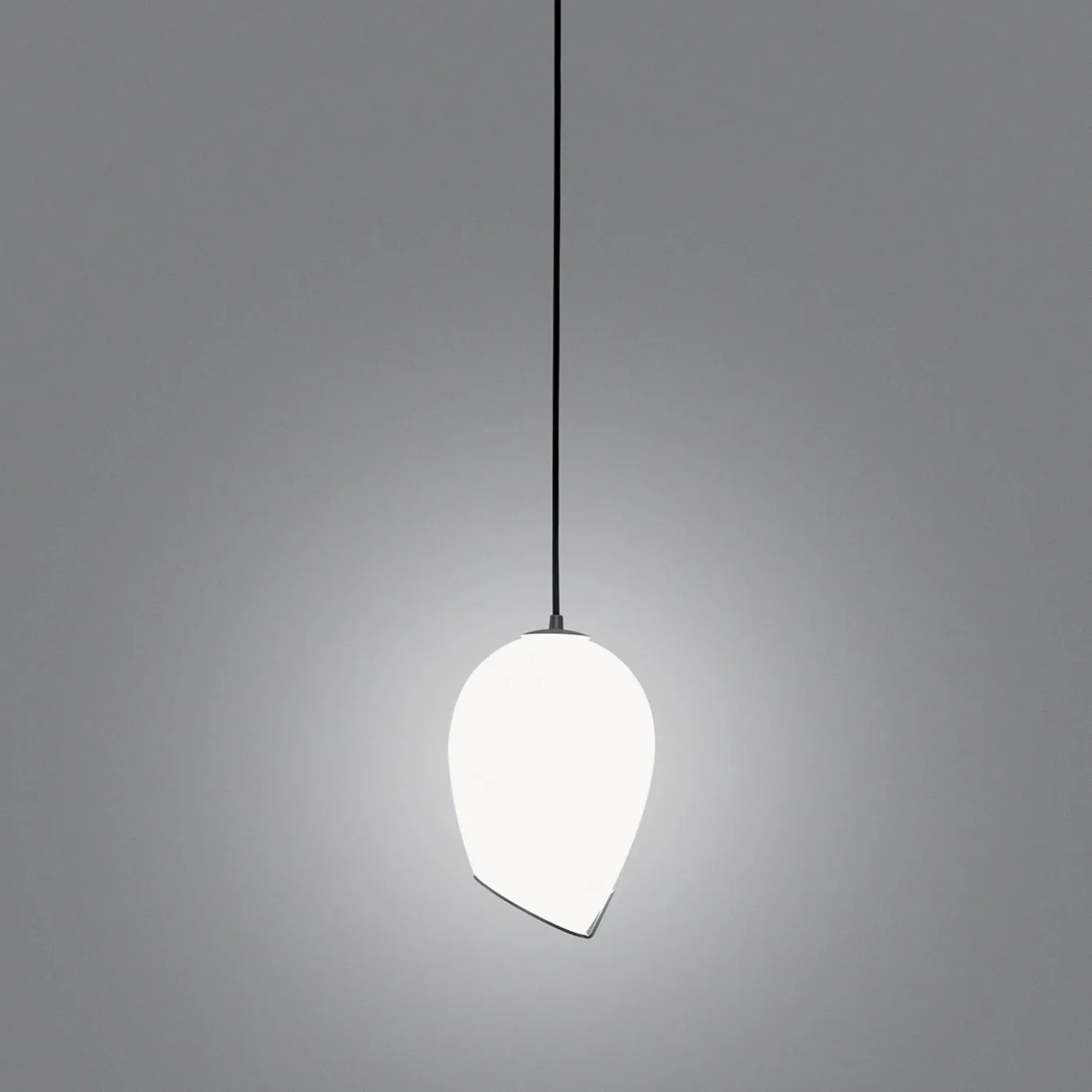 Lampada a sospensione Equilibrio di Michele De Lucchi