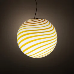 Lampada a sospensione in vetro di Murano con Canne giallo caramello e bianco a spirale