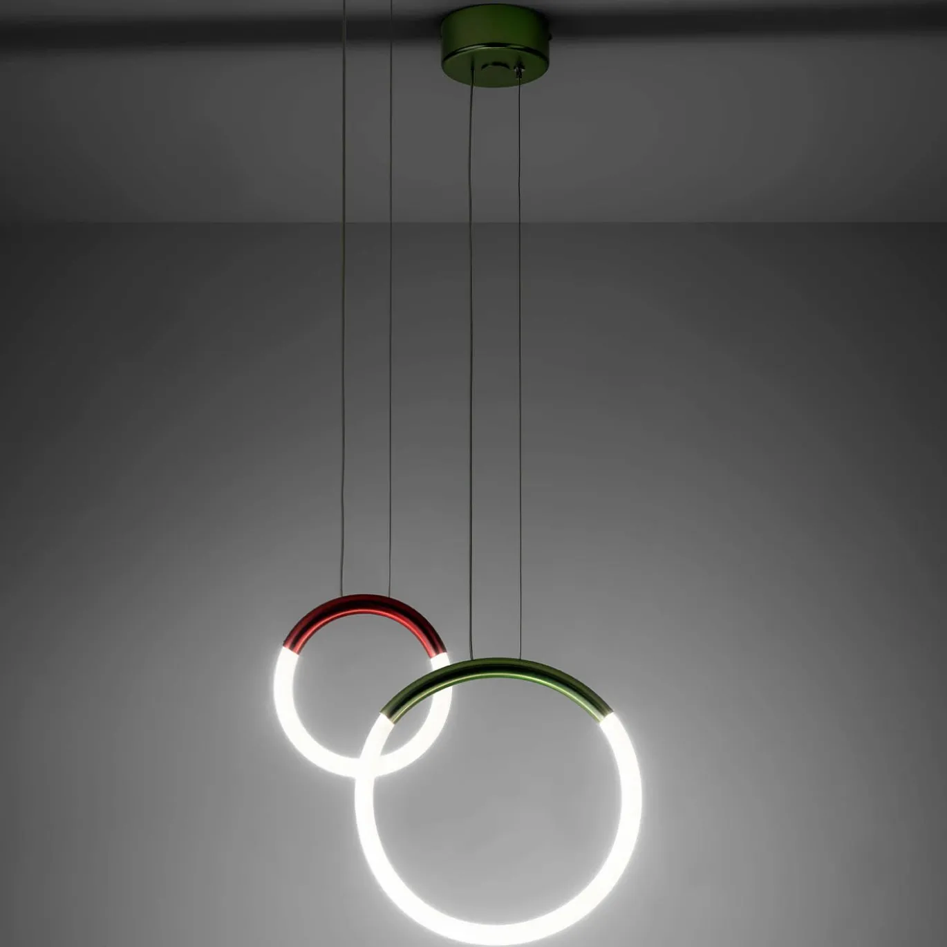 Lampada a Sospensione Loop in metallo verde opaco
