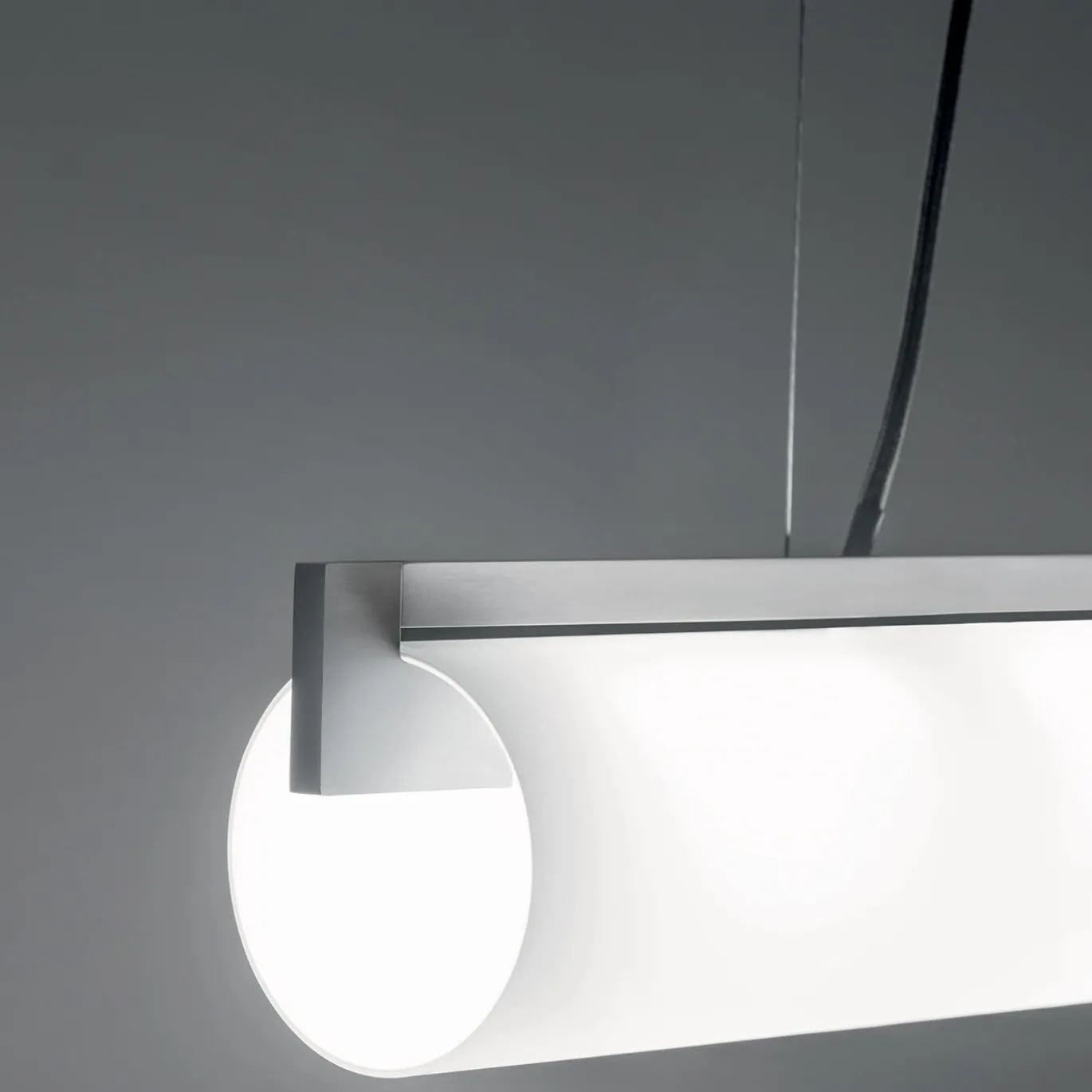 Lampada a sospensione Phi di Filippo Taidelli