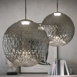 Lampada a sospensione sferica in vetro fumé trasparente Venice Moon