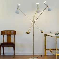 Lampada Contrappeso Terra a tre bracci in Ottone